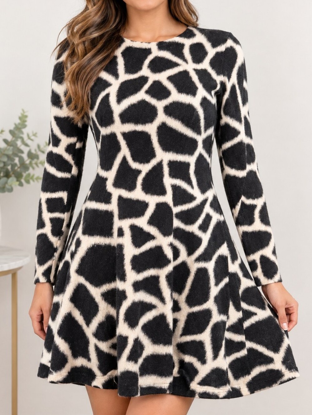 Michael Kors Black and White Giraffe Print Knit Sweater Dress Sz XS